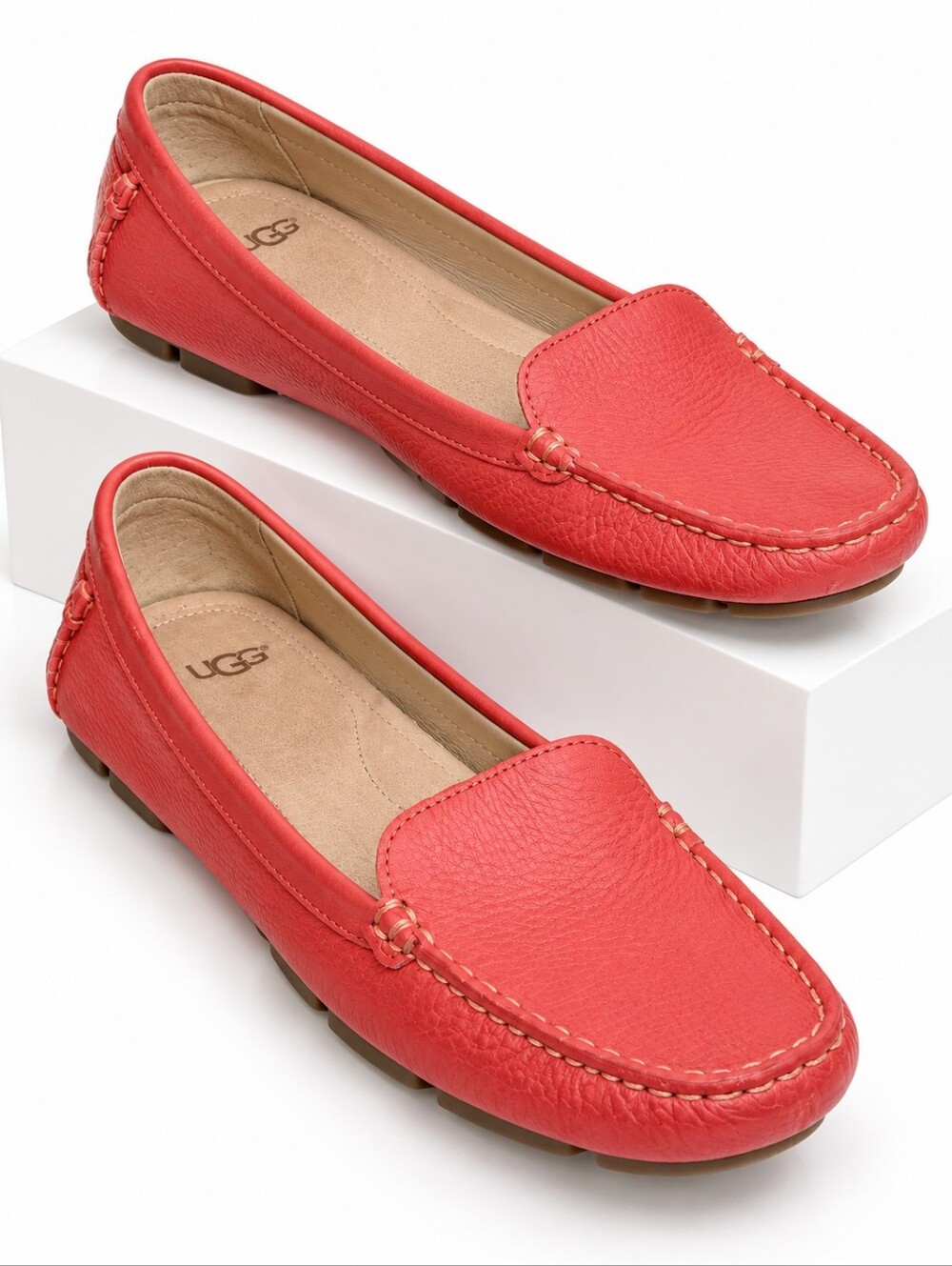UGG Coral Red Leather Driving Loafers Moccasins Women’s 7